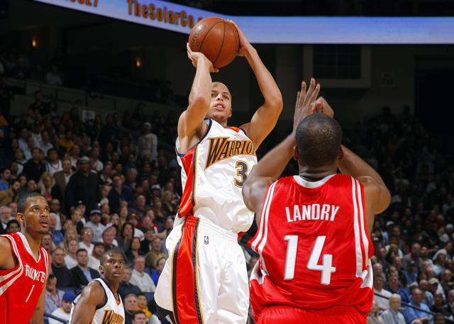 选秀大会中 选秀大会中