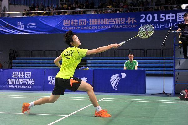 探讨两队在 探讨两队在